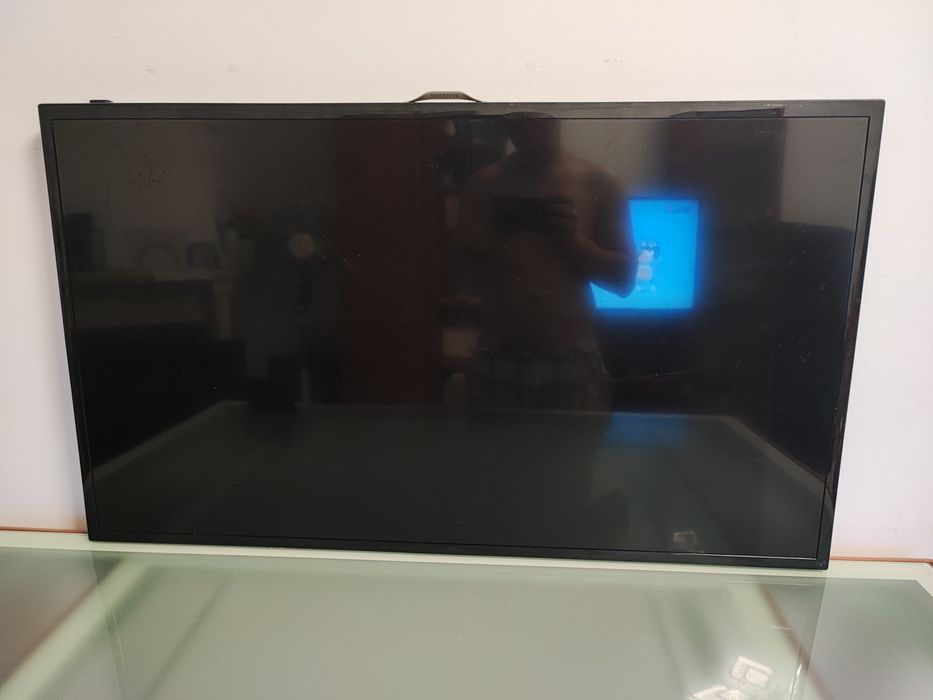 TV Samsung 42 UE42F5500 sem backlight