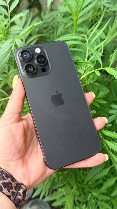 Продам iPhone 16 pro max/256 gb