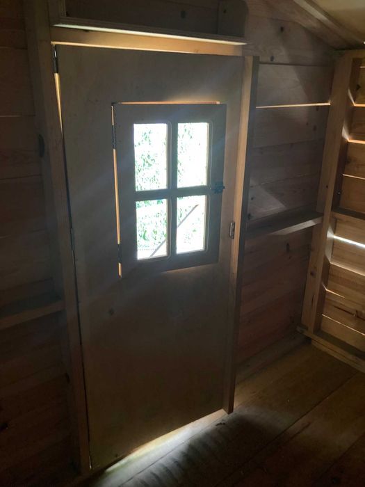 Casinha em madeira para crianças