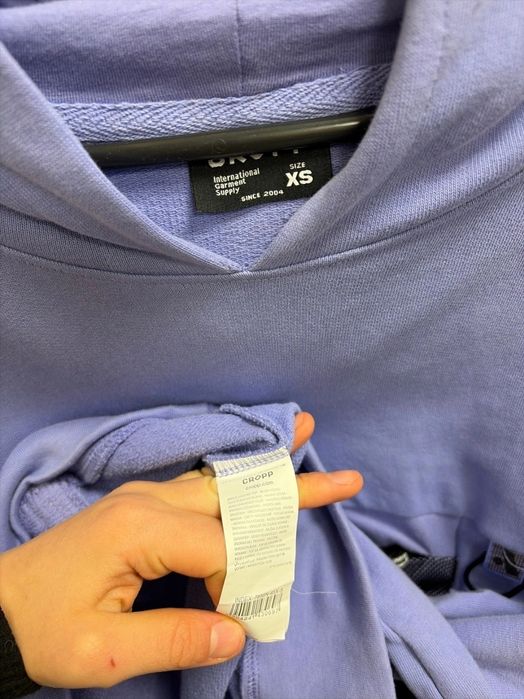 Bluza NOWA Cropp