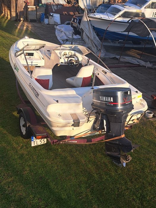 Łódź motorowa sportowa Glastron GS160