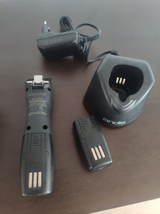 Máquina de tosquiar - Andis Pulse ZR II 2 baterias