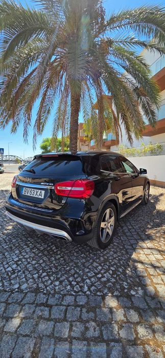 Mercedes GLA 220 AMG (2015) — SUV Premium