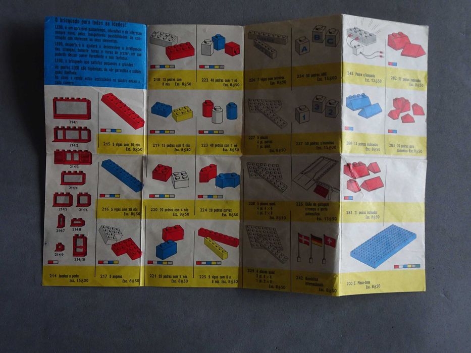 Antigo catálogo Lego System