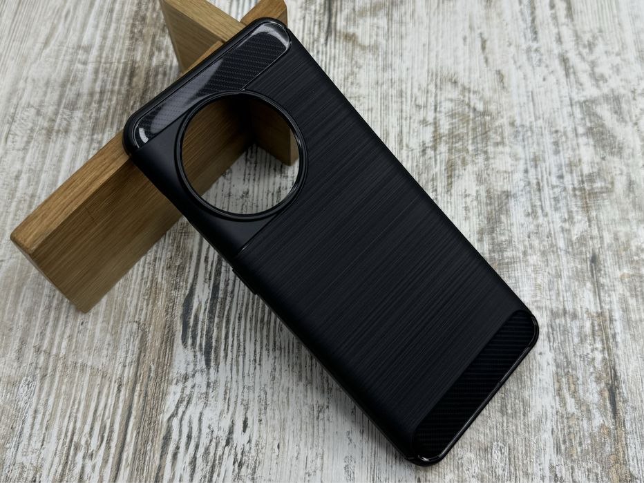 Чехол противоударный Carbon TPU на OnePlus 11/ 10 Pro/ 8T. Чохол