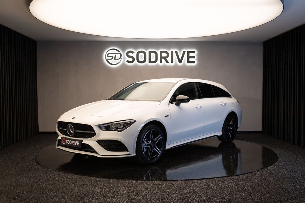 Mercedes-Benz CLA 250 e Shooting Brake AMG Line