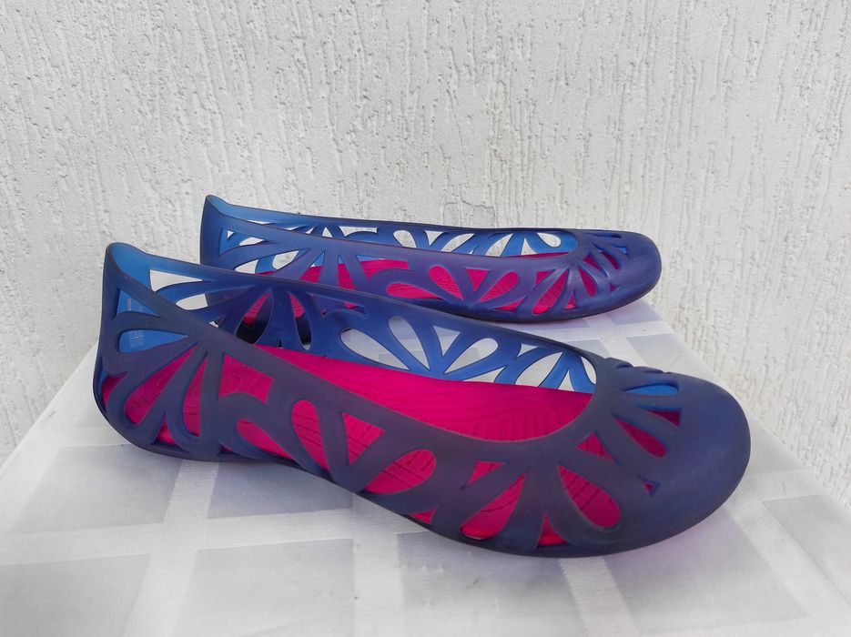 Балетки,босоножки Crocs iconic comfort р.39