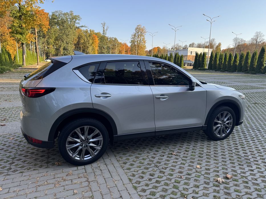 Продам Mazda CX-5 2020