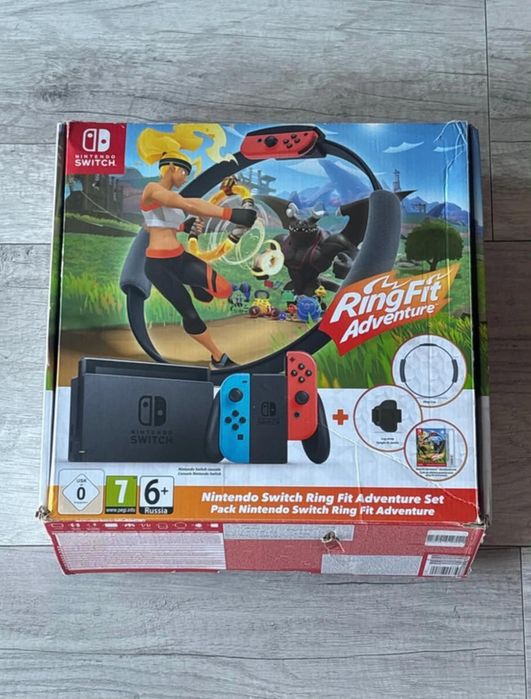 Nintendo Switch + Ring Fit adventure