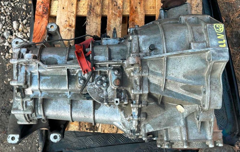 Skrzynia biegów przekładnia manualna manual LLN AUDI A4 B8 A5 8T Q5 8R