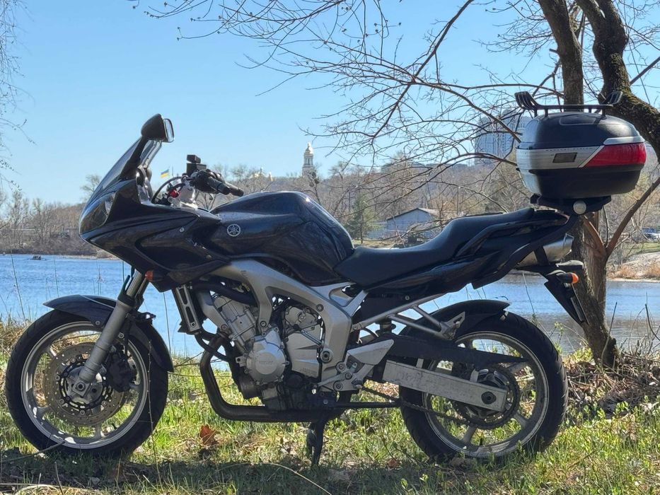 Yamaha Fazer 600 S1