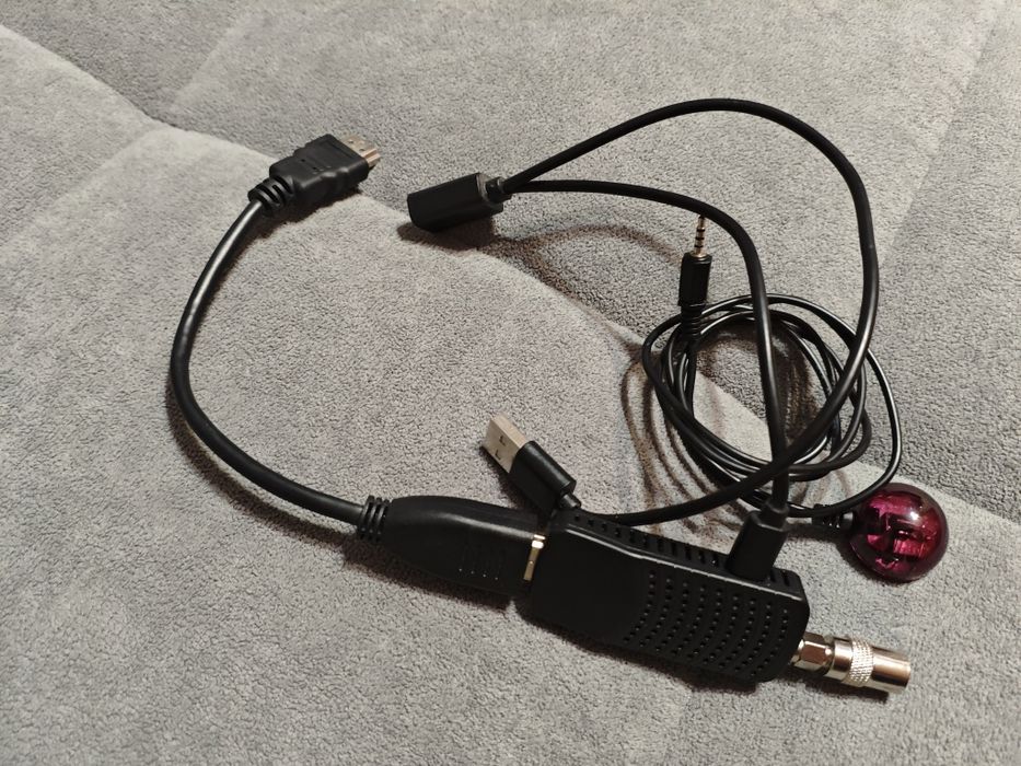 Tuner DVB-T2 WIWA MINI dekoder TV naziemnej H.265