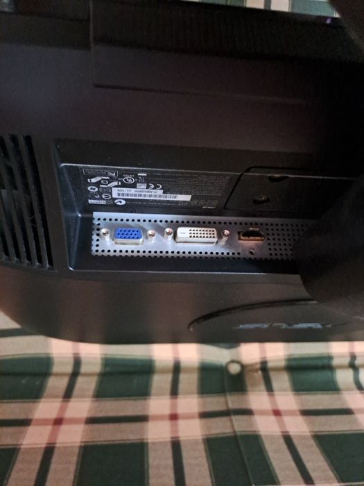 Munitor Asus MK241H  HDMI com câmara