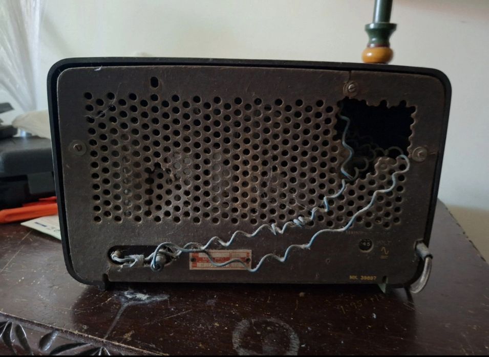 Radio antigo mullard