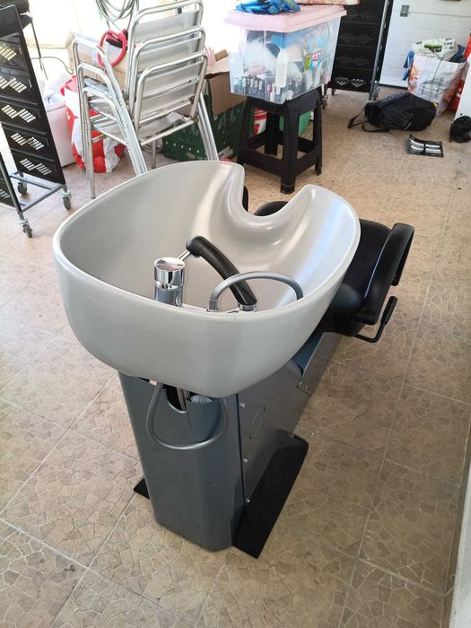 Rampa de Lavagem para Salão de Cabeleireiro – Seminova