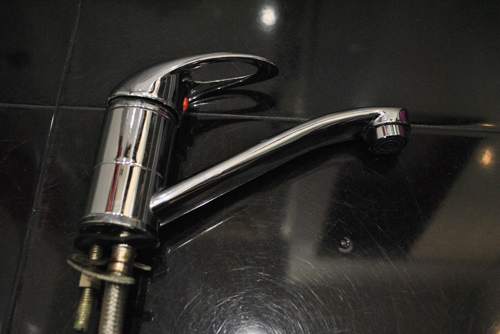 Kran do zlewu umywalki