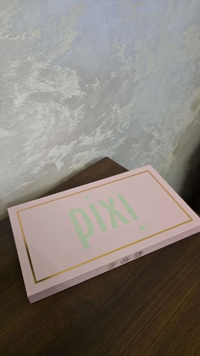 Zestaw pomadek Pixi by Petra - zestaw prezentowy dla kobiety