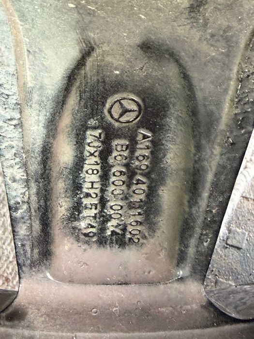Oryginalne Alufelgi Mercedes AMG OE A klasa W169 5x112 ET49 7J  Felgi
