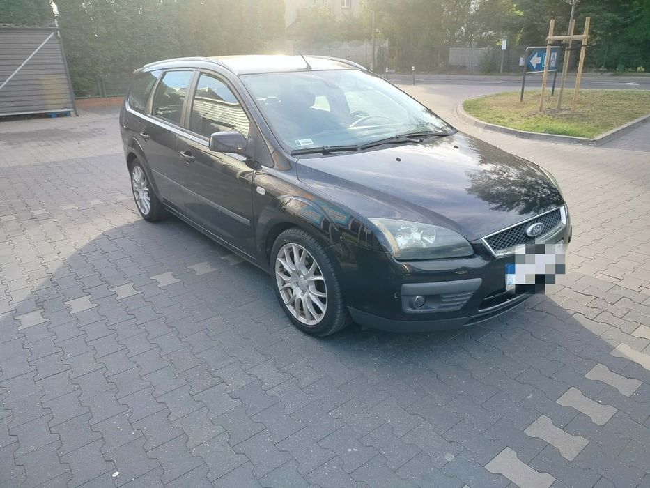 Ford Focus kombi 2.0 benzyna 2006 r