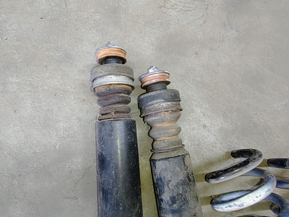 BMW E87 amortyzator amortyzatory sprężyny tyl tylne KOMPLET i inne