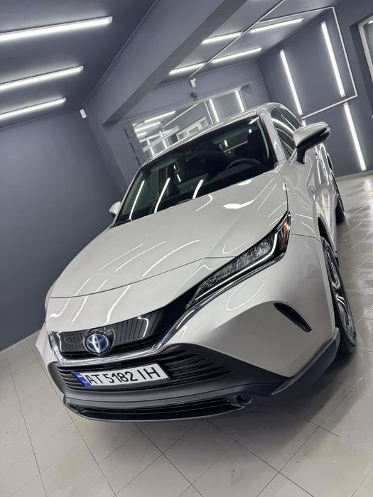 Toyota Venza Hybrid 2021  рік