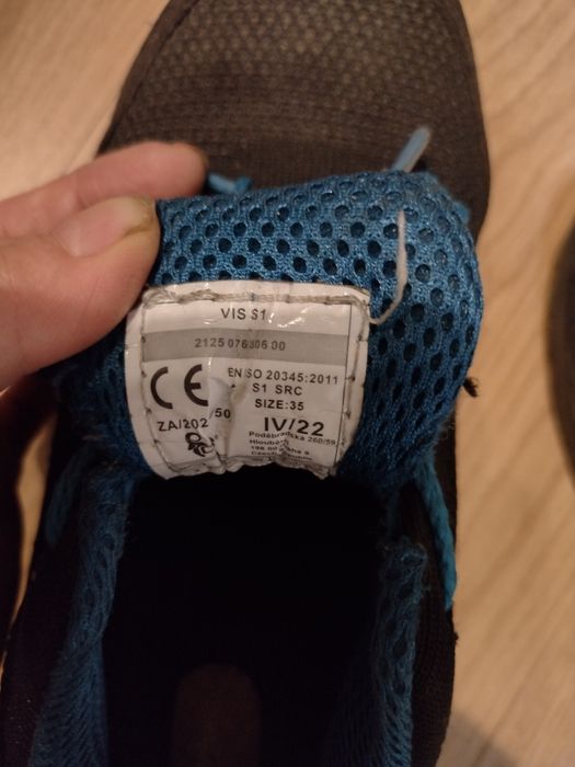 Buty niebieskie chłopięce
