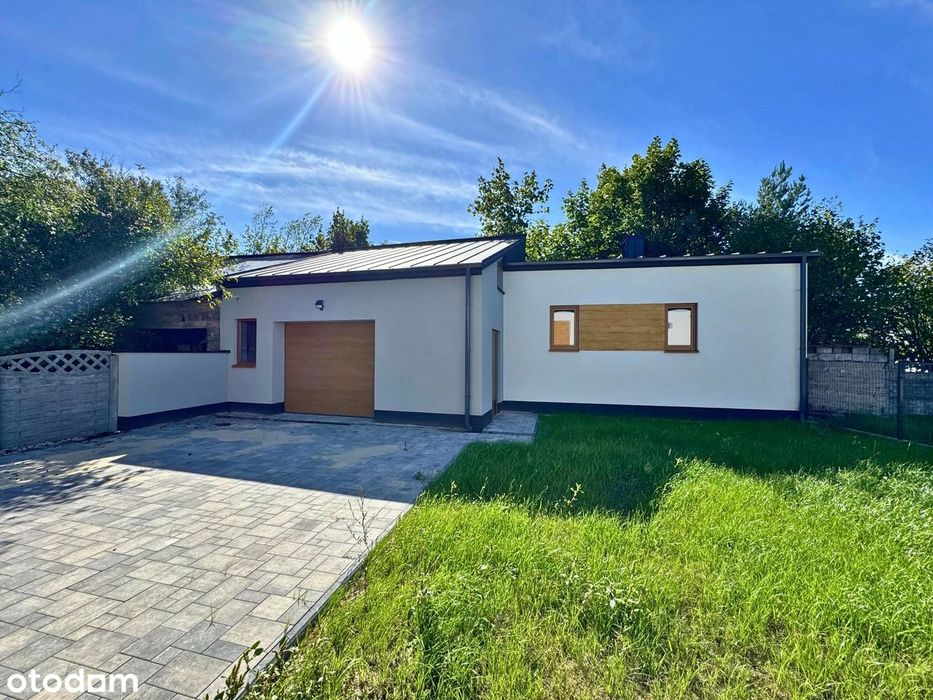 Nowoczesny dom z garażem w Białogonie 149 m2