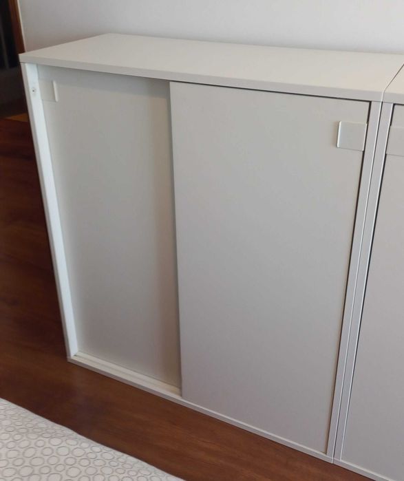 Móvel para arrumação (ou sapateira) Mackapar IKEA. Pode usar como Aparador / Buffet.