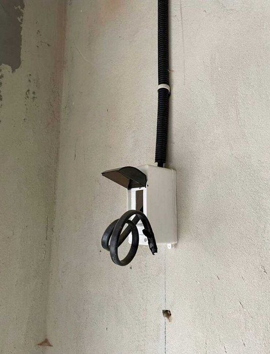 Продам гараж в центрі вулиця Незалежності