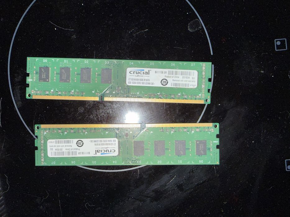 Crucial 2x8GB Single DDR3 1600 MT/s PC3-12800