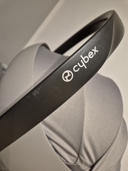 Cybex CLOUD Z i-SIZE  fotelik / nosidełko