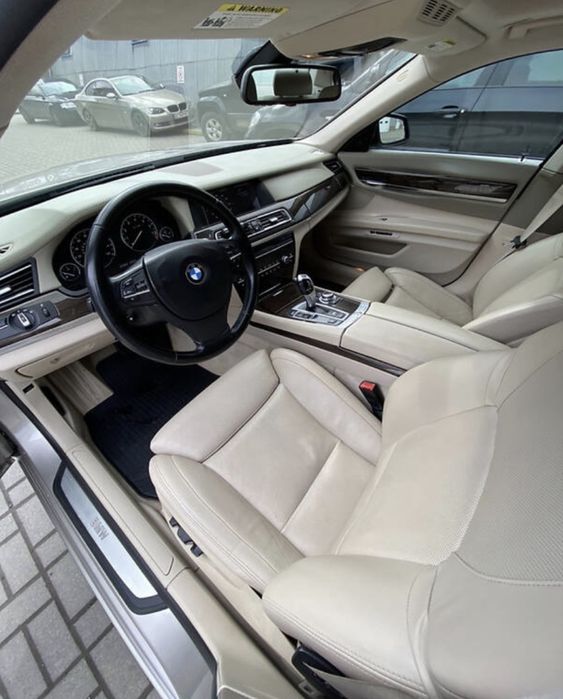 Розборка Bmw 7 F01/F02 A92 N54 6hp21 масаж 6WA бежева Nappa/напа
