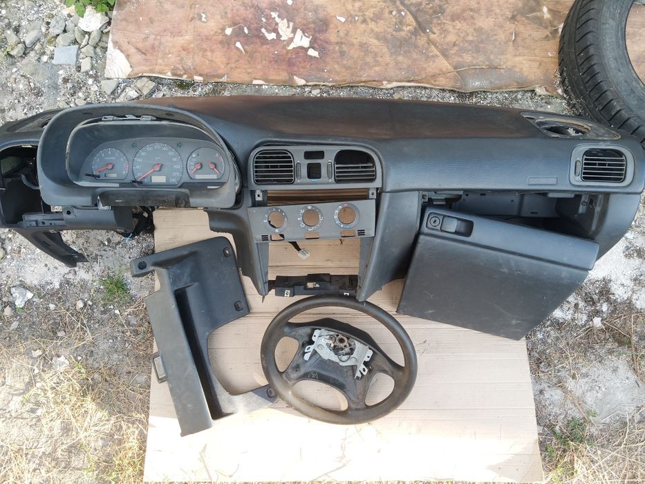 Торпеда й ремні безпеки вольво в40/Volvo v40