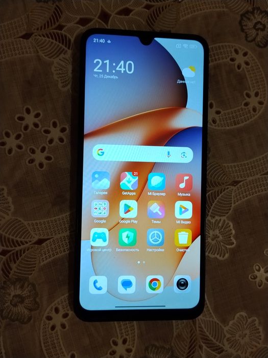 Продам мобільний телефон Xiaomi Redmi 14C 8/128GB