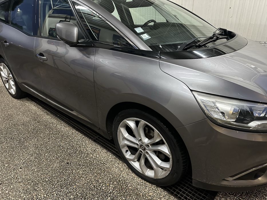 Troco  por Carrinha Comercial