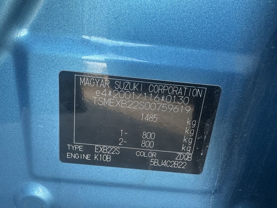 Suzuki splash 1.0b 65KM 2013 w całości na części