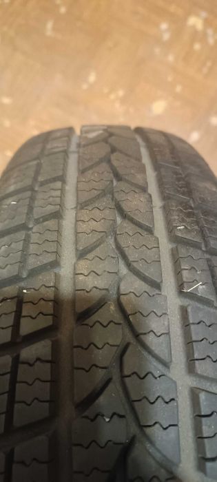 Продам зимові шини на дисках r13