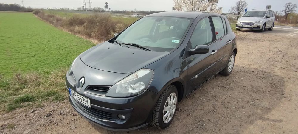 Renault Clio Renault Clio 3/ 2007 r. - silnik 1,6 moc 82kW