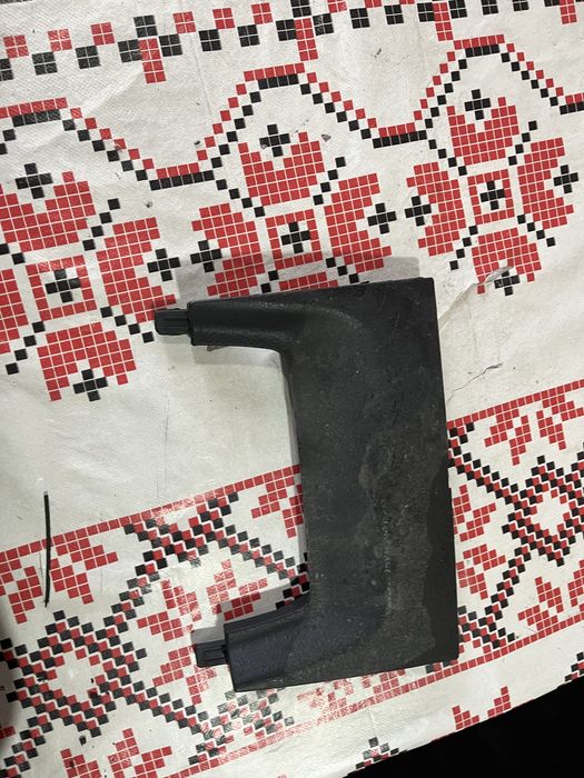 Заглушка переднего бампера мл270 рест.