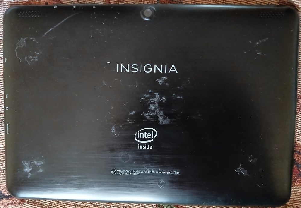 Планшет INSIGNIA 10.1