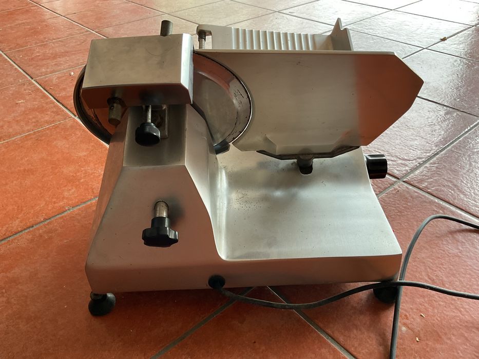 Maquina fateadora A. Pinheiro, LDA