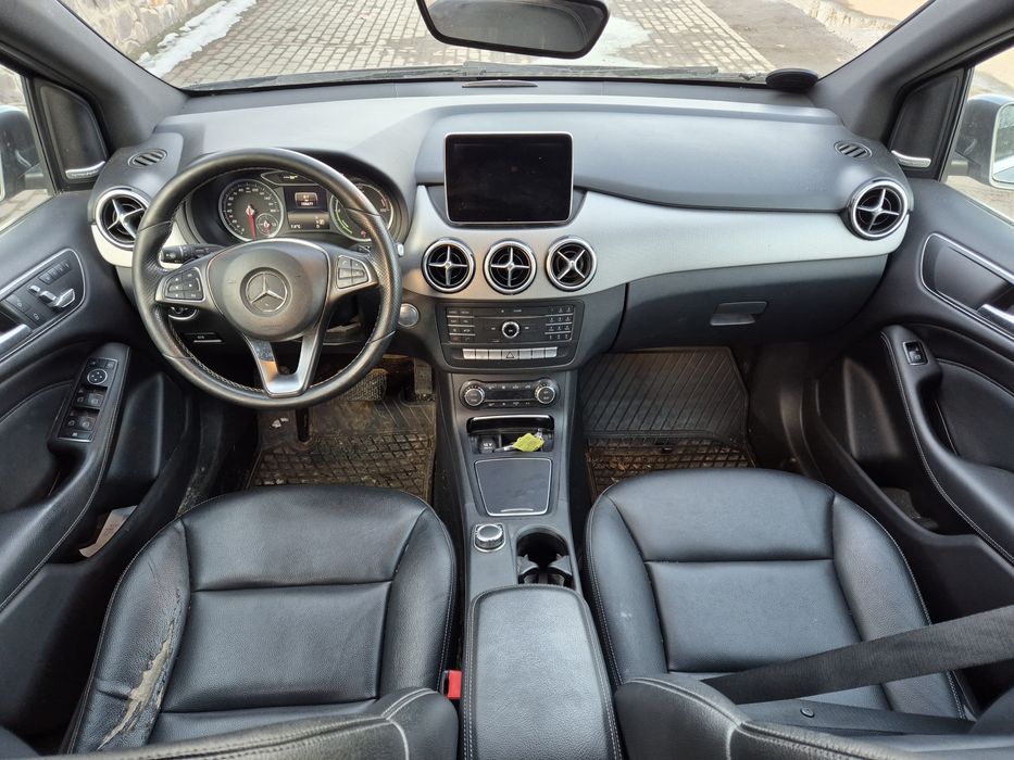Розборка шрот Mercedes-Benz B-Class B250 electric 245G W242 запчастини