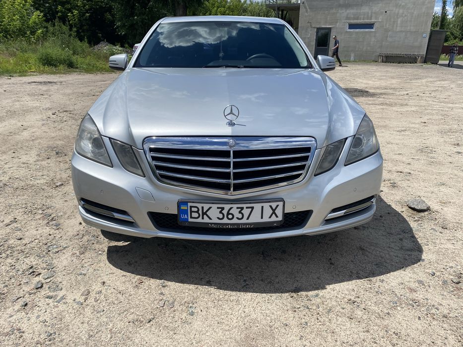 Mercedes-benz w212