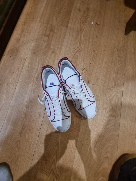 Vendo urgência ténis Miguel Vieira em bom estado