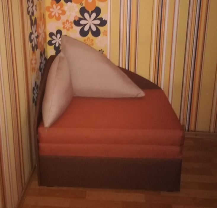 Диван дитячий  кубик.