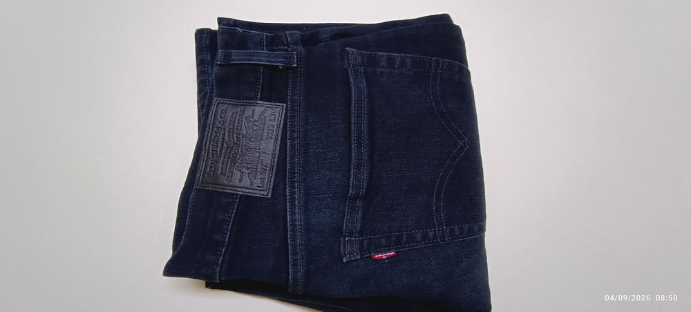 Levi's 502 W32-L30 novas sem etiqueta