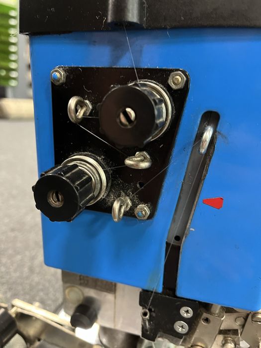 Maszyna do obszywania dywanów, chodnikow Miniket 2000