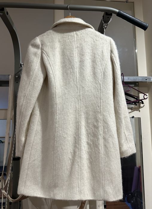 Легкое пальто