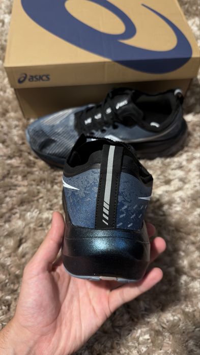 Asics Megablast