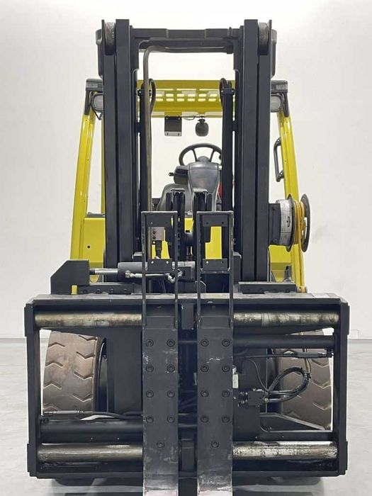 Wynajem wózka widłowego 5T o niskim maszcie - praca w kontenerze !